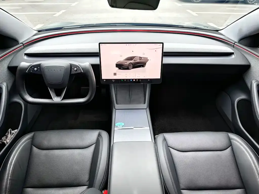 Tesla Model 3 — фото 10