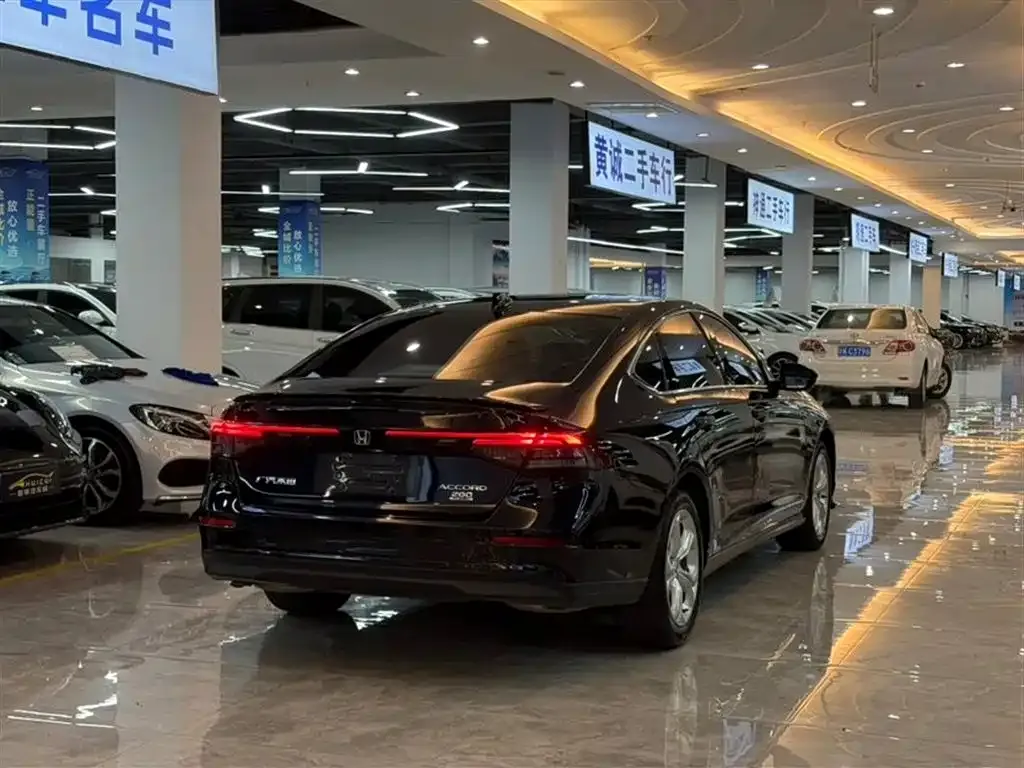 Honda Accord 2024 из CN, фото 8