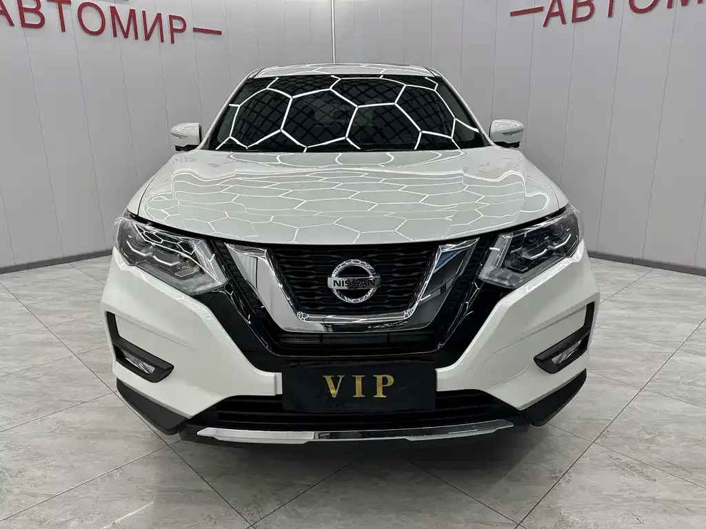 Nissan X-Trail — фото 4