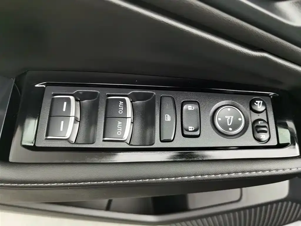 Honda Inspire — фото 9