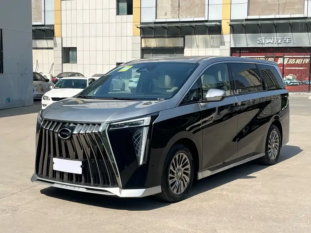 GAC Motor Trumpchi M8 — фото 1