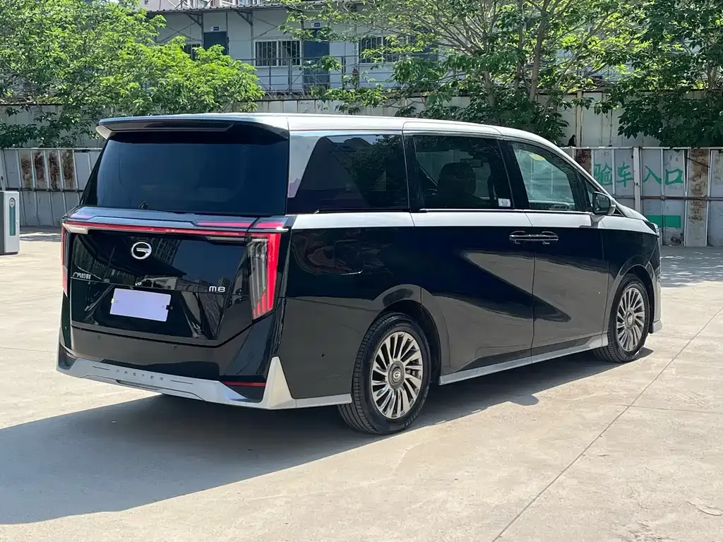 GAC Motor Trumpchi M8 — фото 9