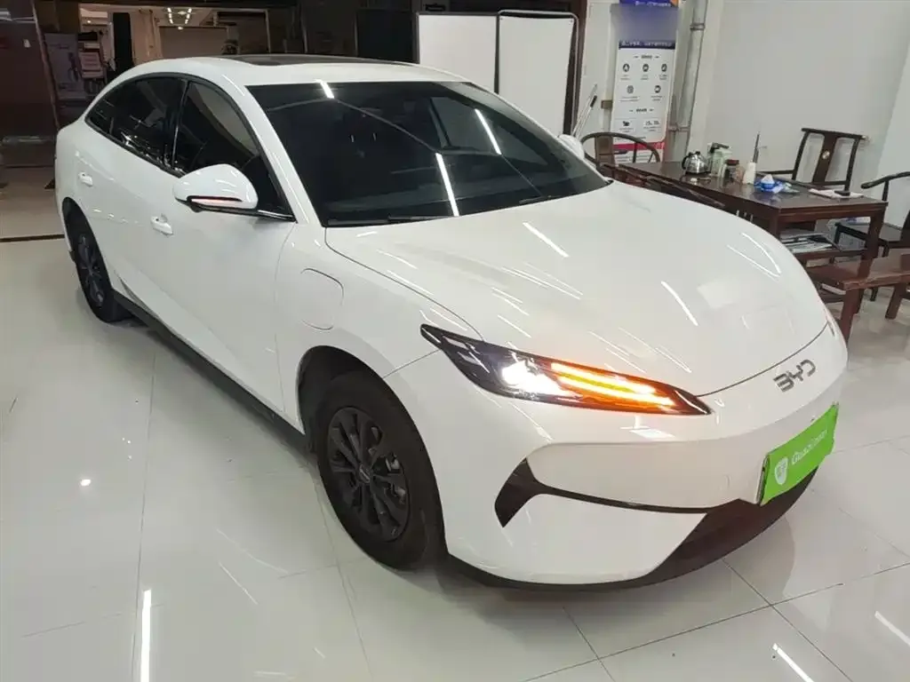 BYD e7 2025 из CN, фото 4
