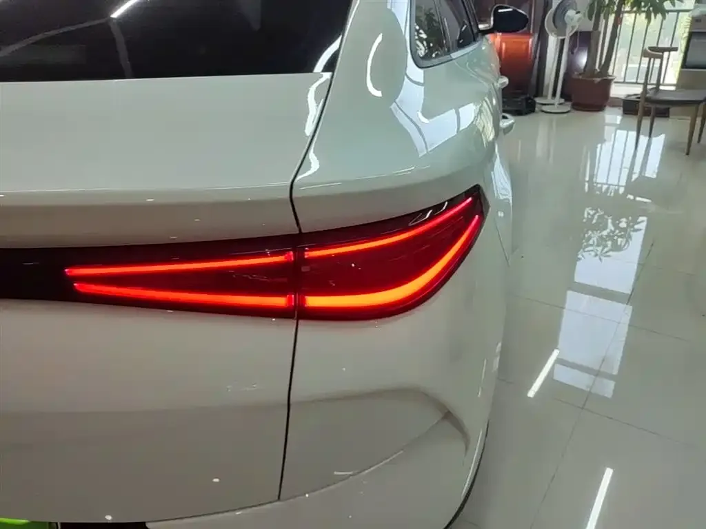 BYD e7 2025 из CN, фото 2
