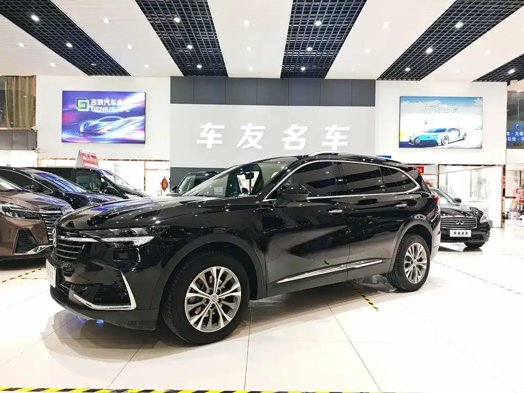 Buick Envision Plus — фото 1
