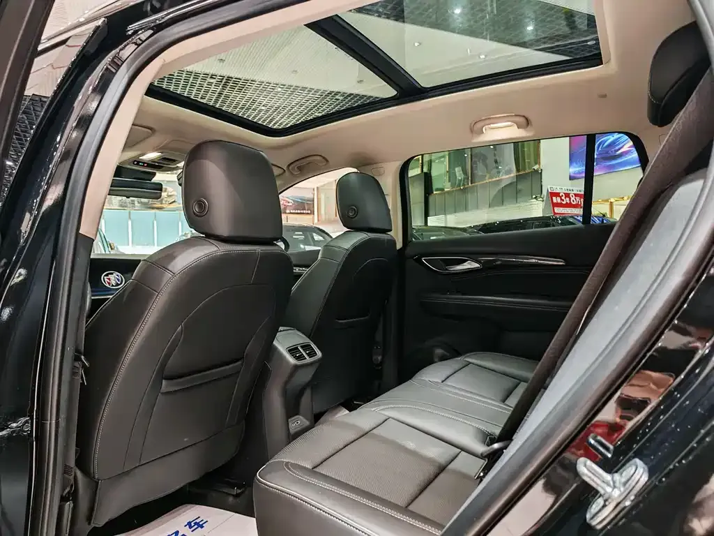 Buick Envision Plus — фото 7