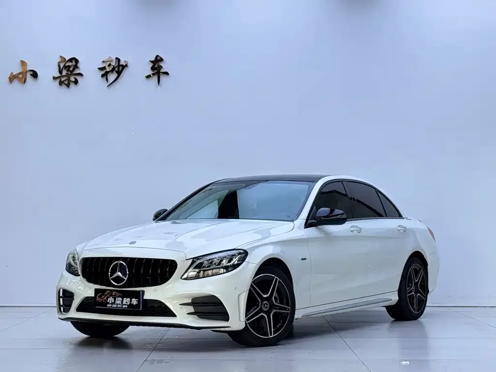 Mercedes-Benz C-Class — фото 1