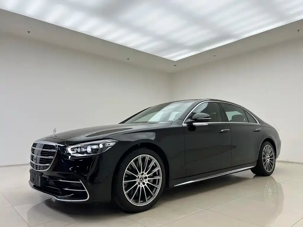 Mercedes-Benz S-Class — фото 1