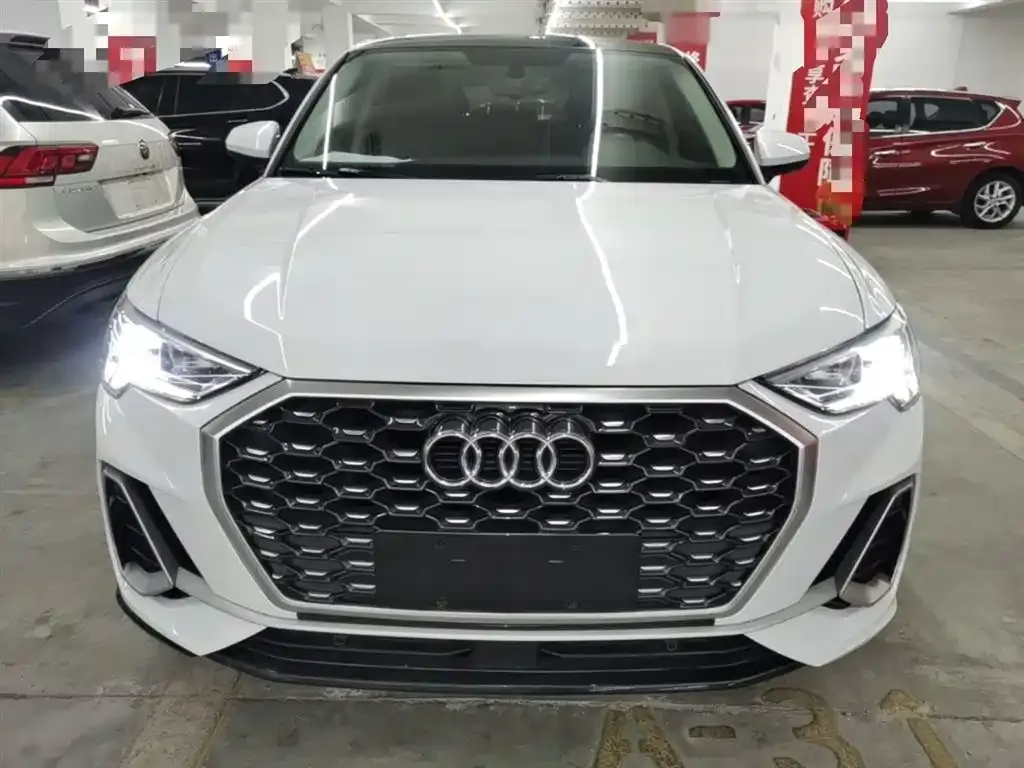 Audi Q3 Sportback — фото 2