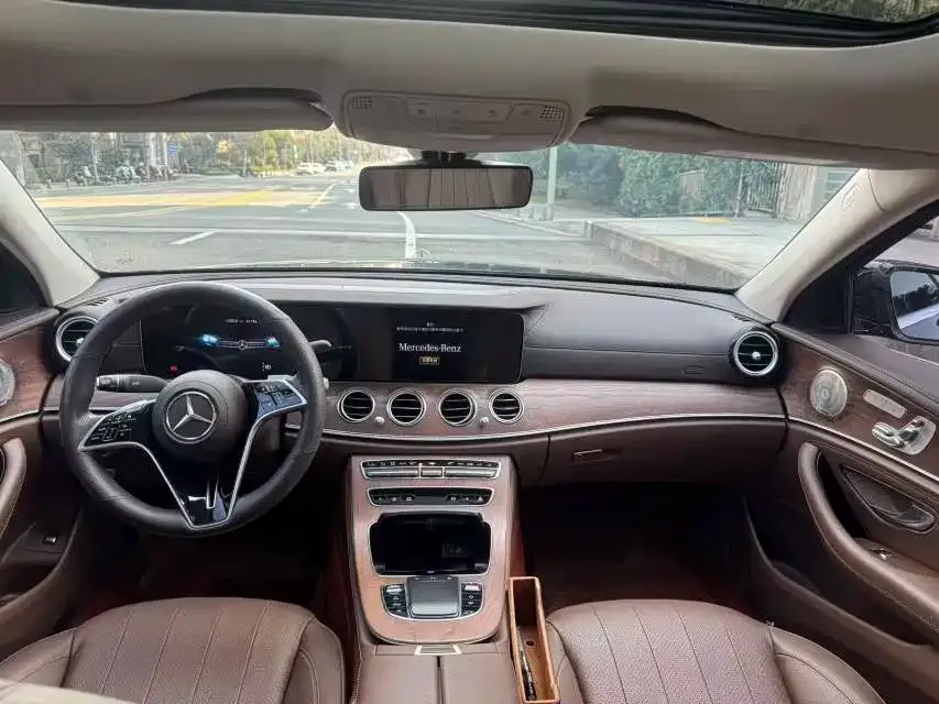 Mercedes-Benz E-Class 2023 из CN, фото 3