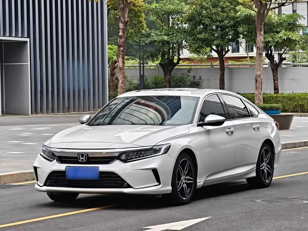 Honda Inspire — фото 1