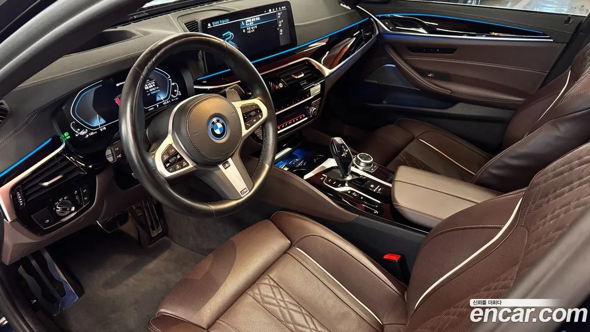 BMW 5-Series — фото 10