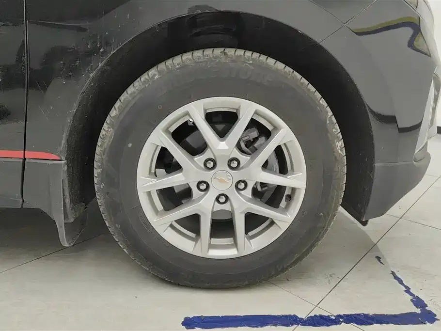 Chevrolet Equinox 2023 из CN, фото 6