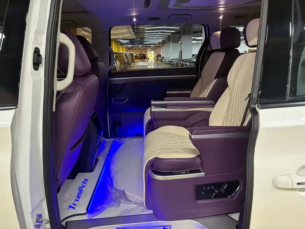 GAC Motor Trumpchi M8 — фото 2