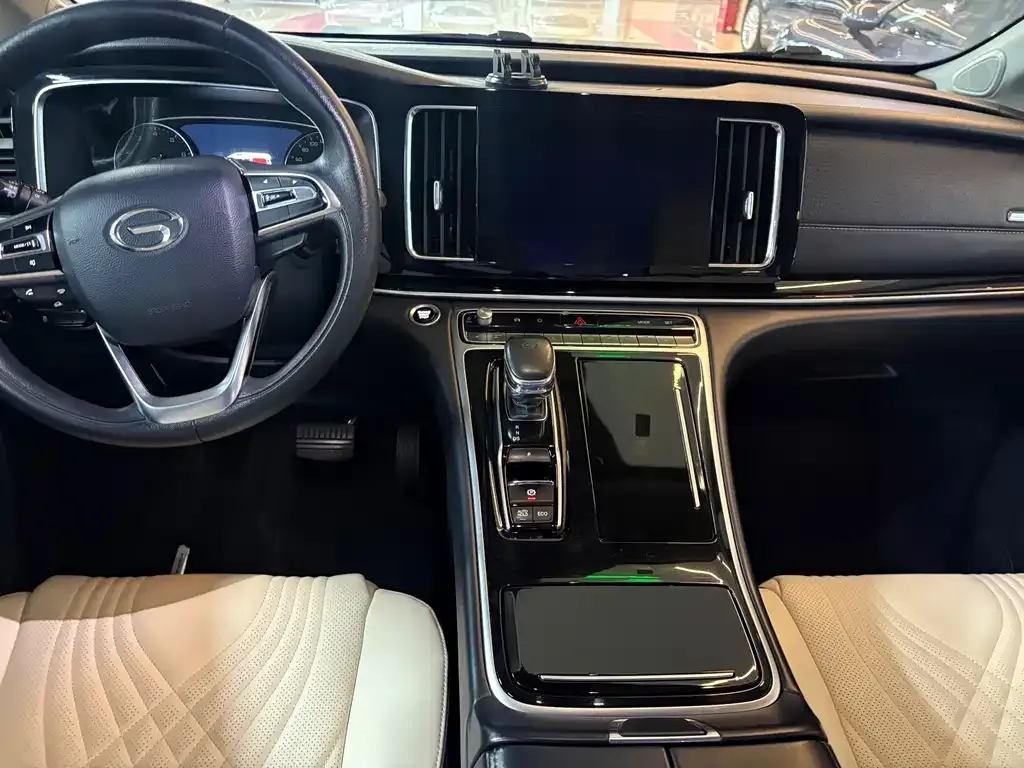 GAC Motor Trumpchi M8 — фото 9