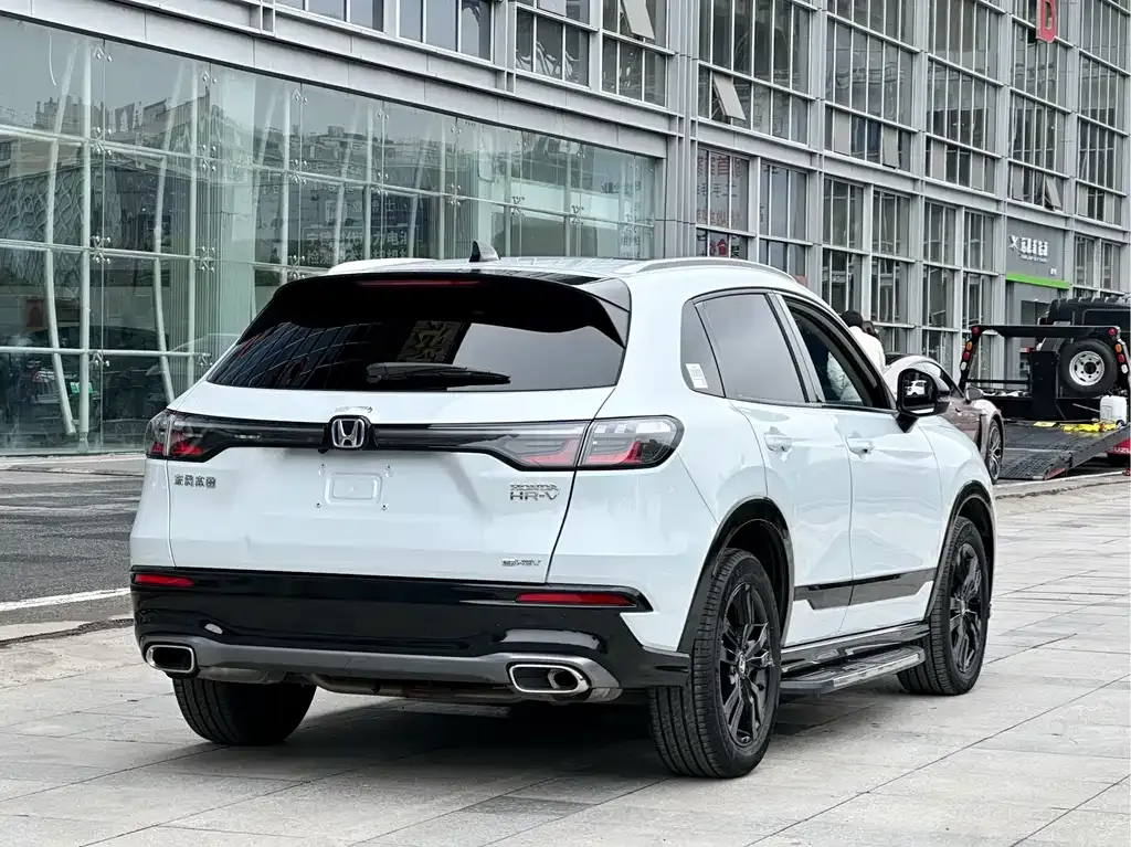 Honda HR-V 2023 из CN, фото 4