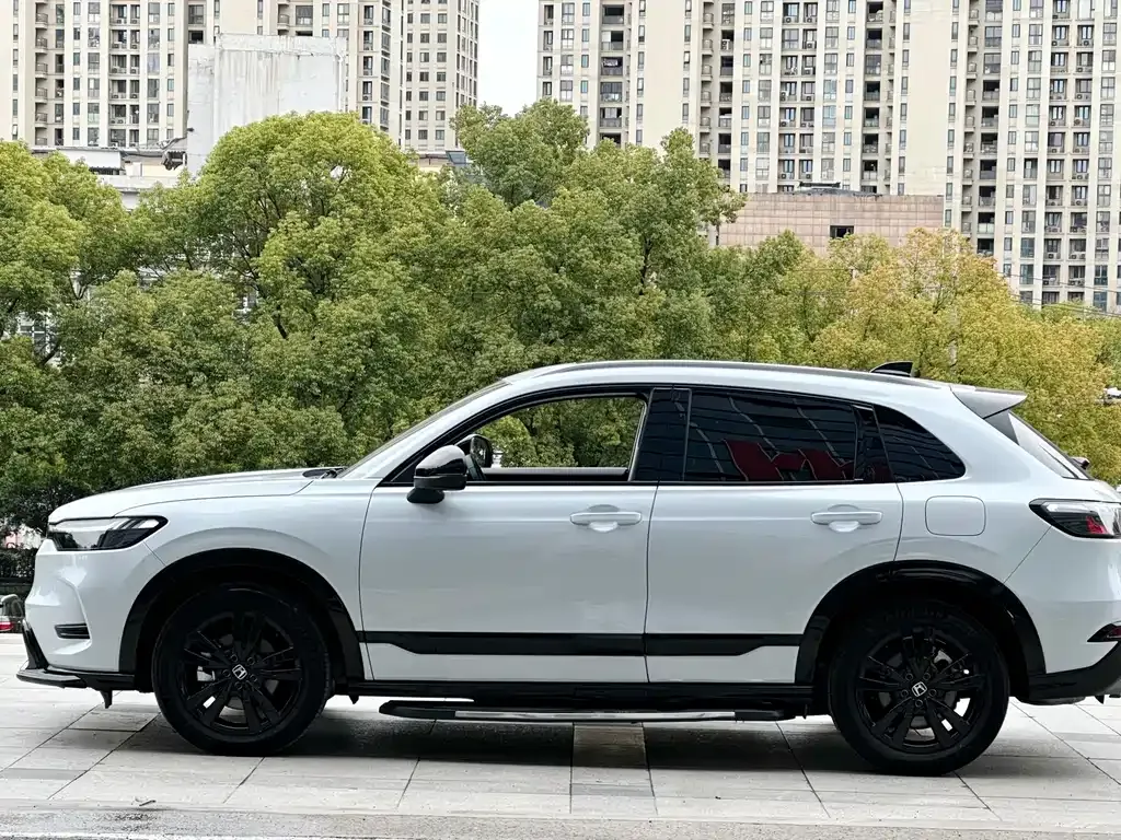 Honda HR-V 2023 из CN, фото 9