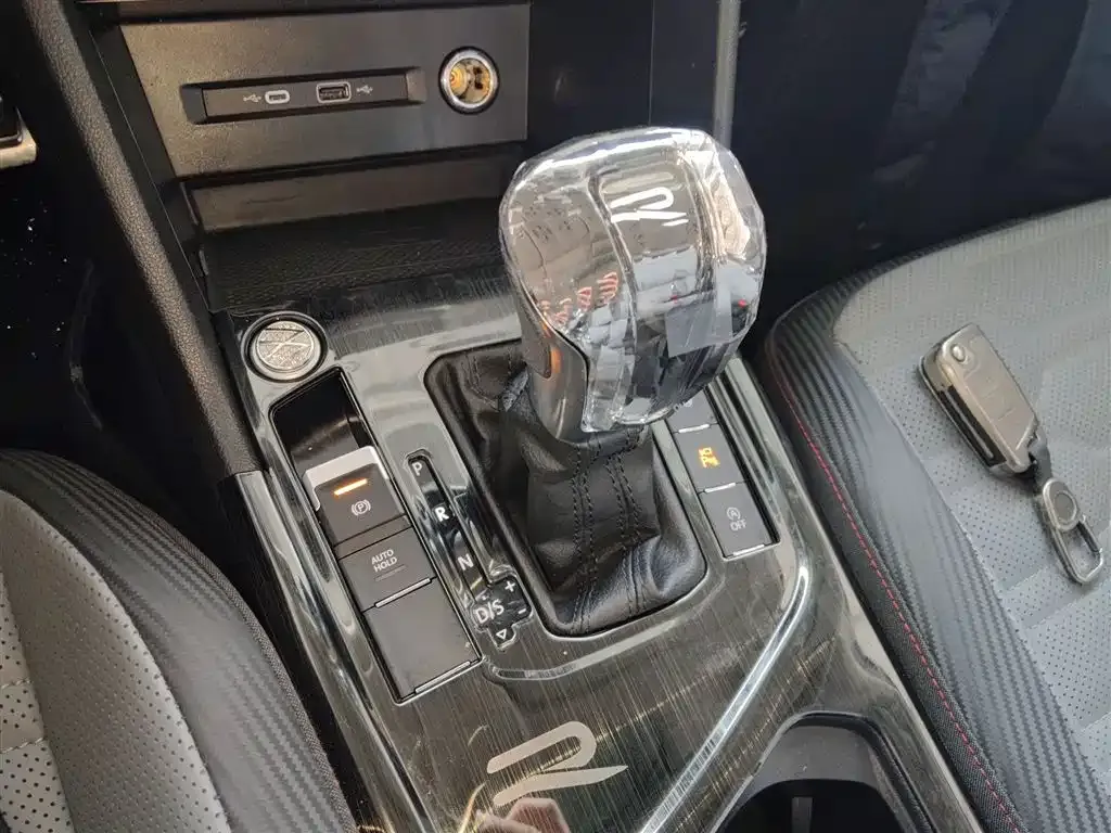 Volkswagen Tiguan X 2023 из CN, фото 8