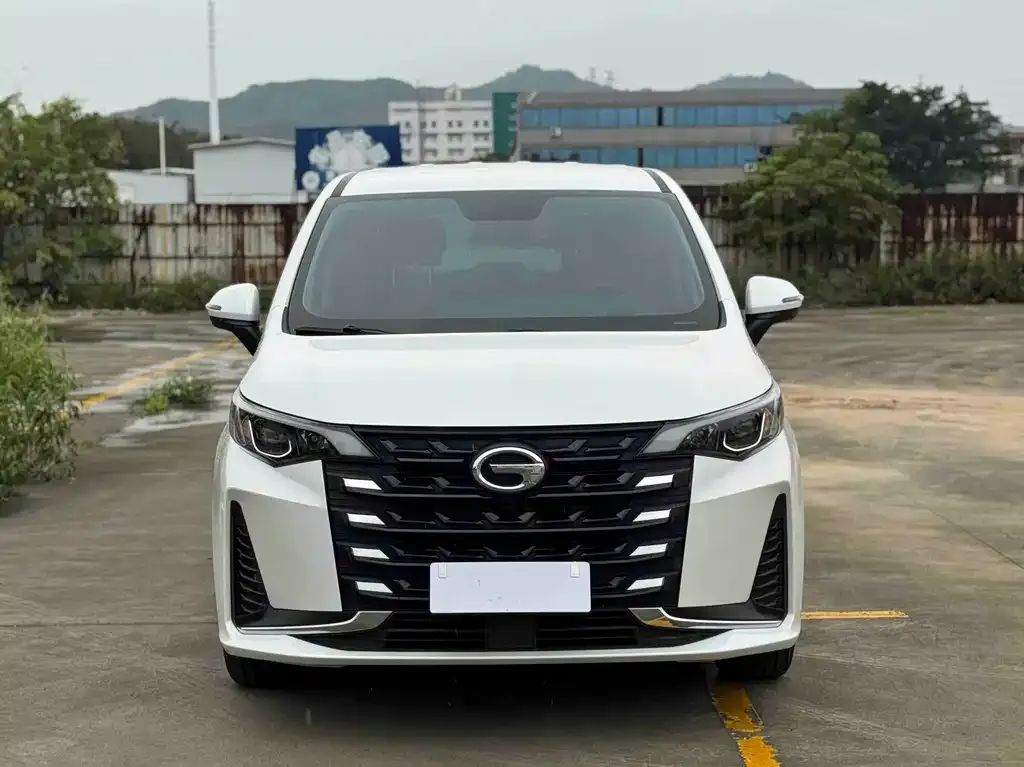 GAC Motor Trumpchi M6 — фото 2