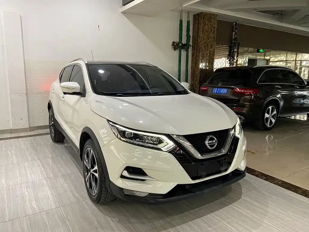 Nissan Qashqai — фото 5