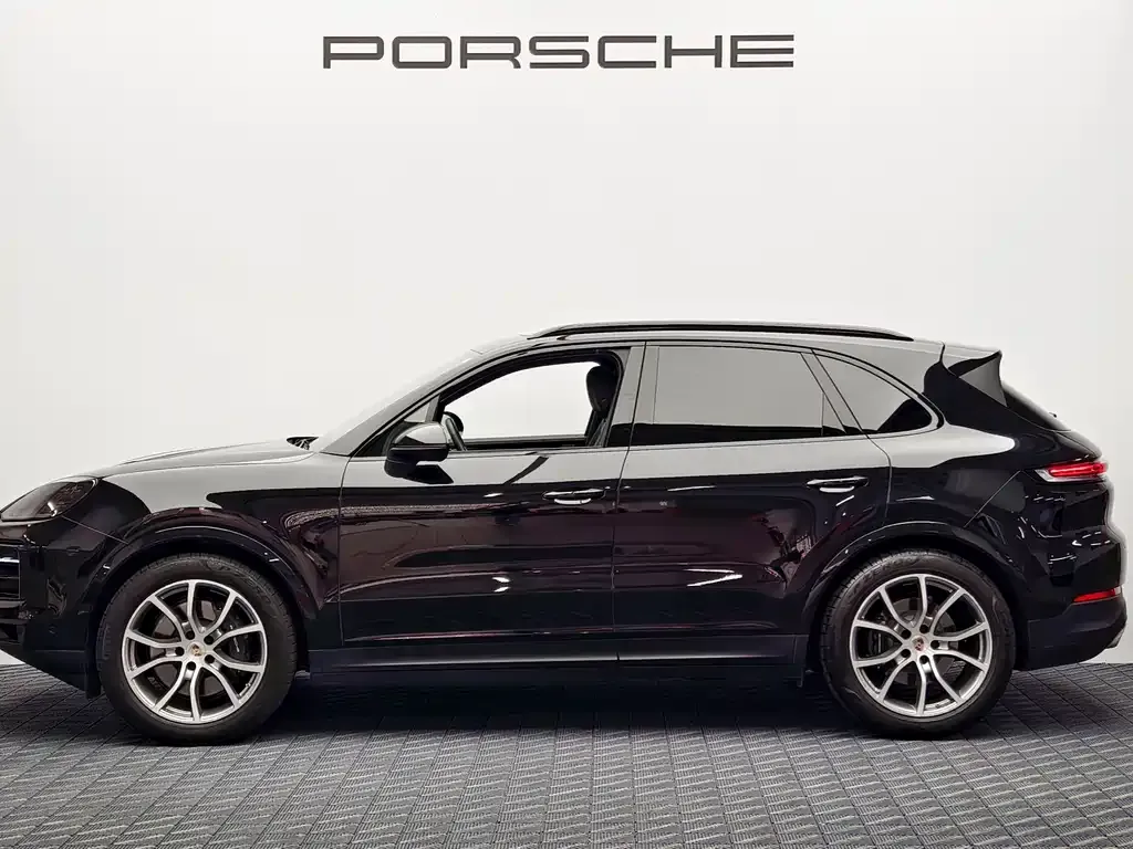 Porsche Cayenne — фото 9