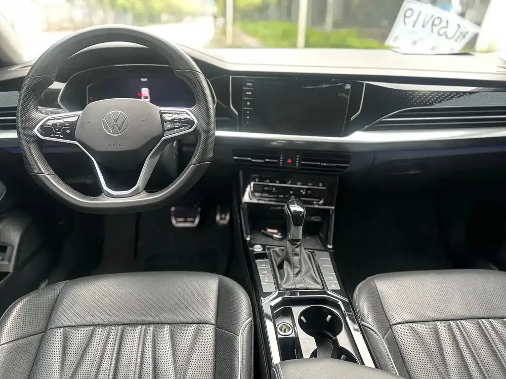 Volkswagen Passat — фото 6
