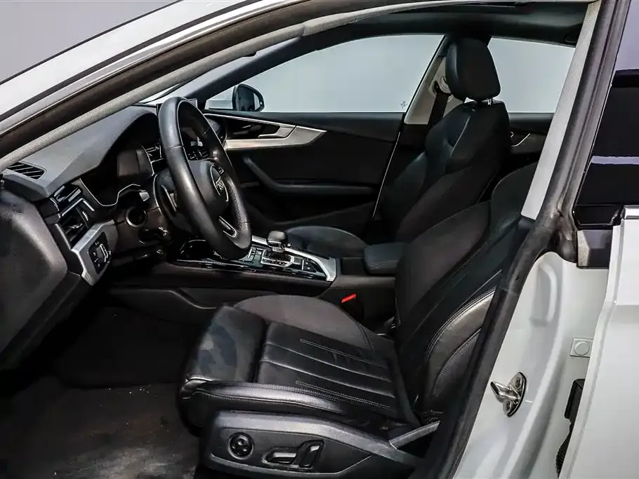 Audi A5 (Import) — фото 9
