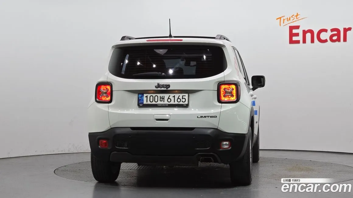 Jeep Renegade 2021 из KR, фото 5