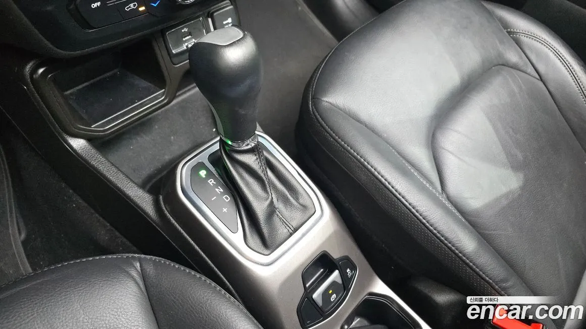 Jeep Renegade 2021 из KR, фото 8