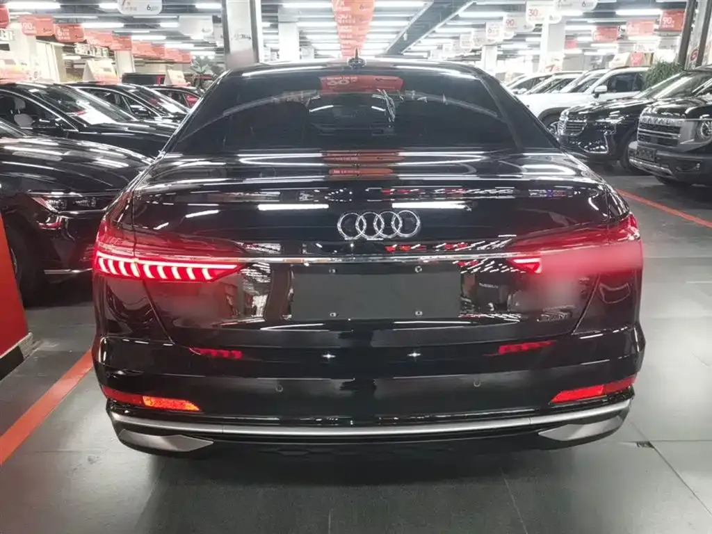 Audi A6L — фото 7