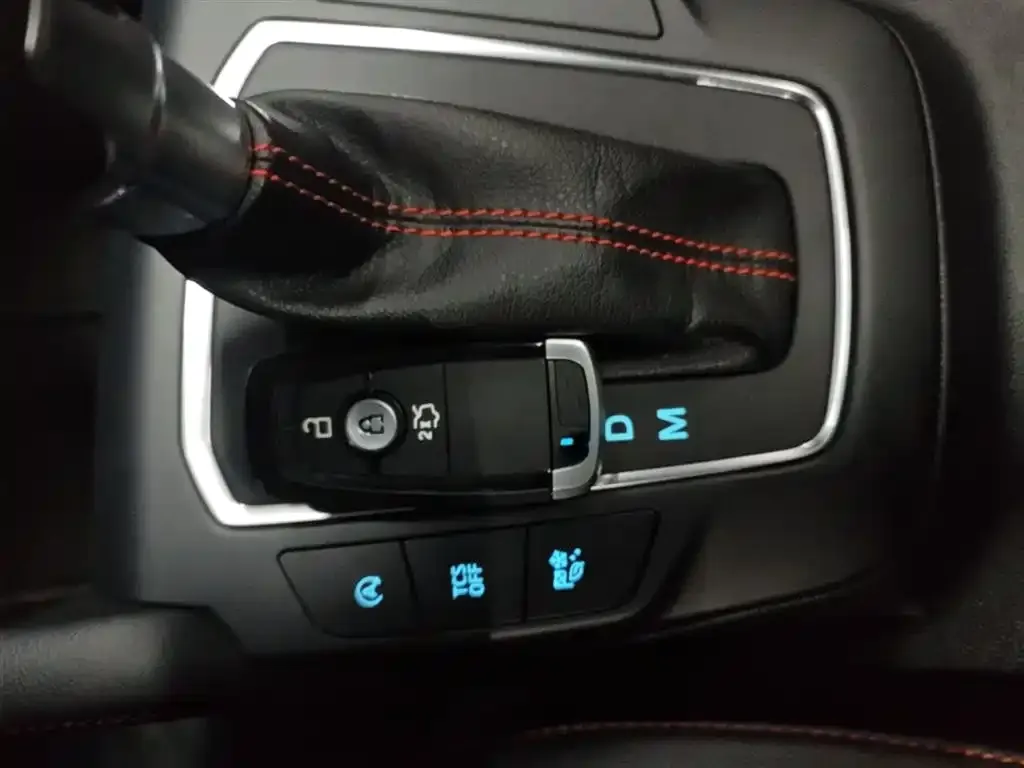 Ford Focus 2023 из CN, фото 3