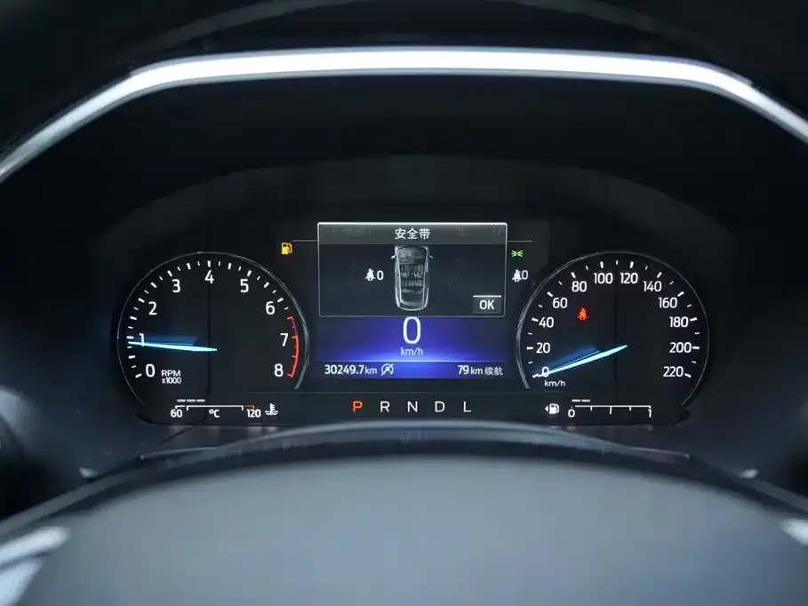 Ford Escape 2023 из CN, фото 3