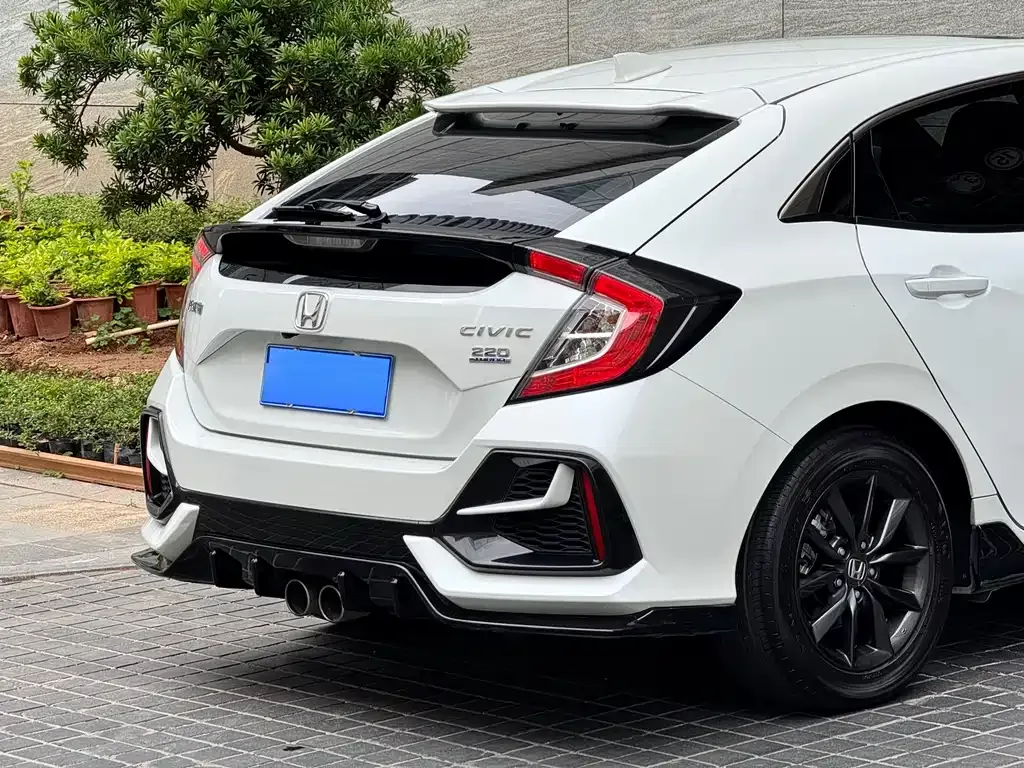 Honda Civic — фото 7