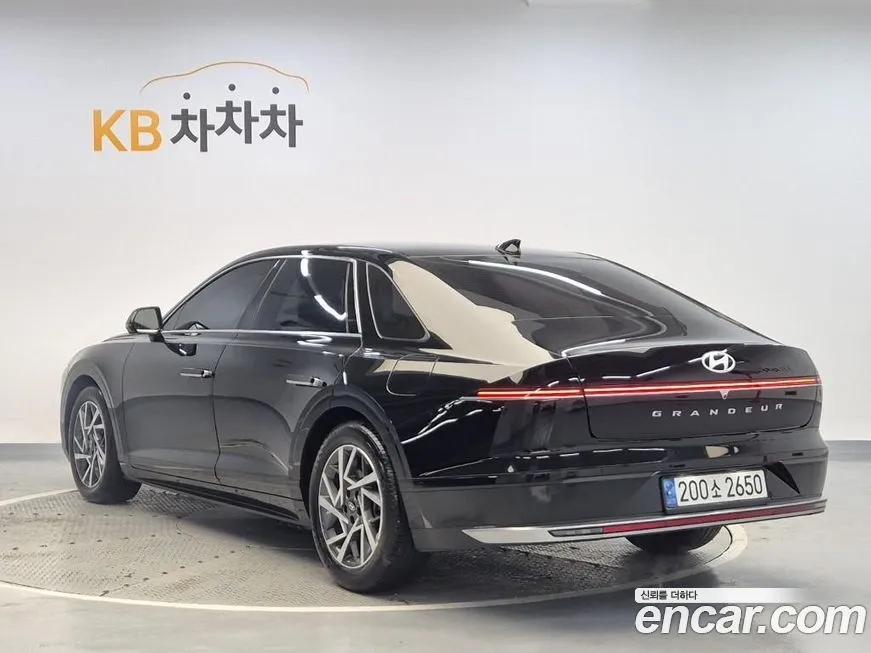 Hyundai Grandeur 2023 из KR, фото 7