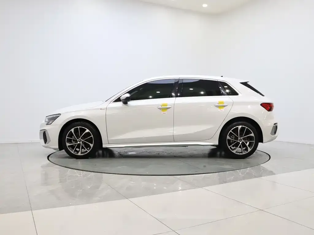 Audi A3 — фото 3