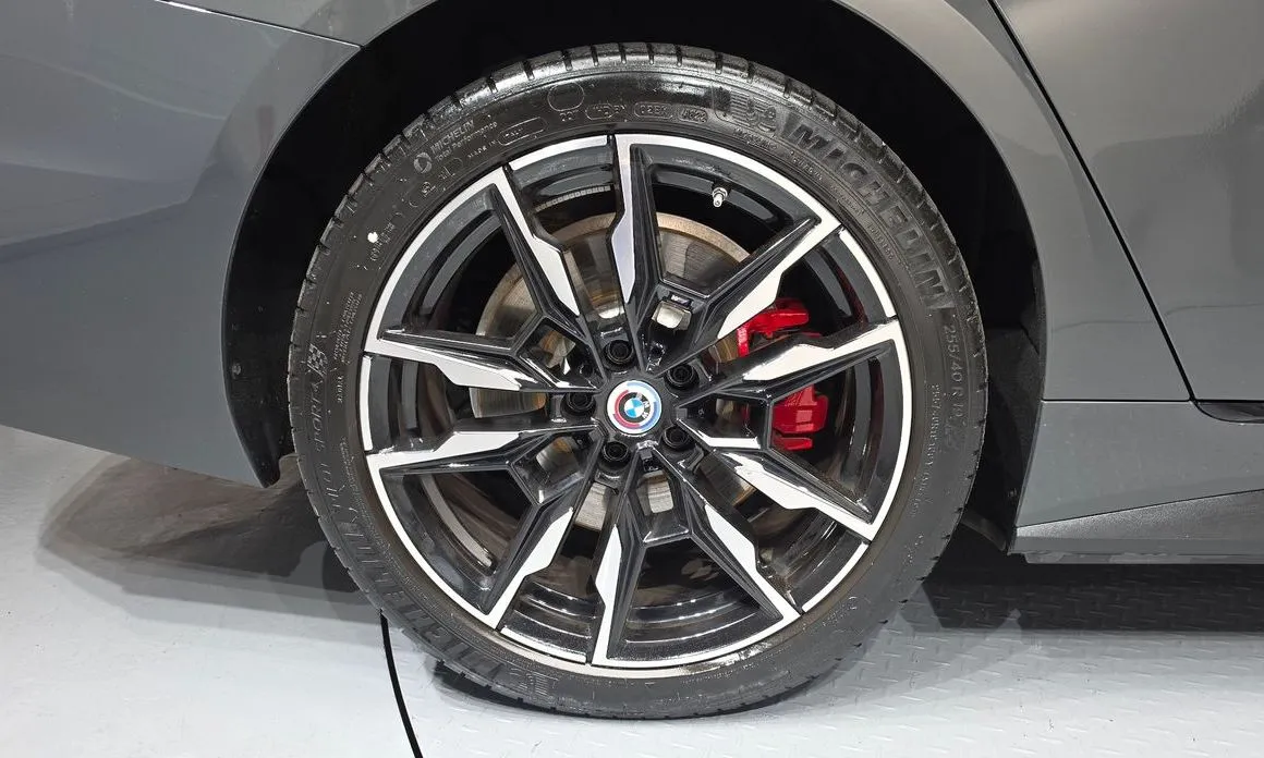 BMW i4 2024 из KR, фото 7