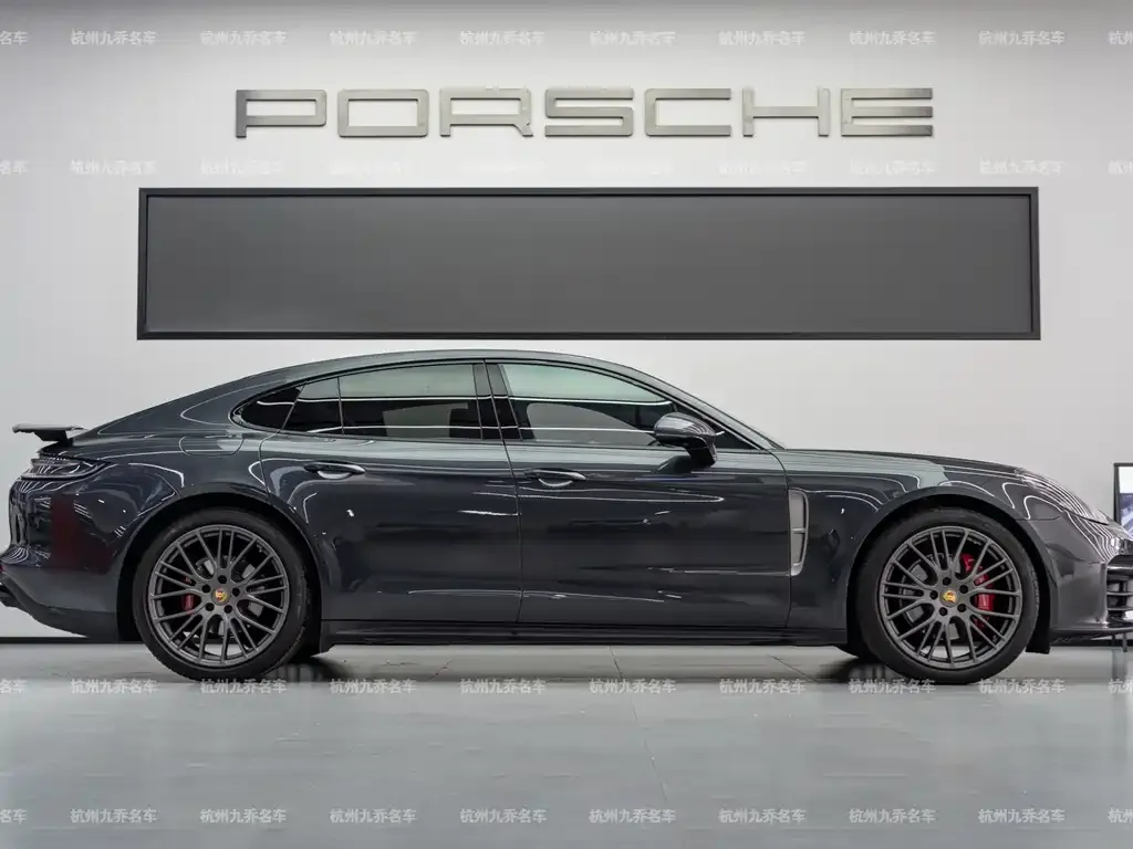 Porsche Panamera — фото 2