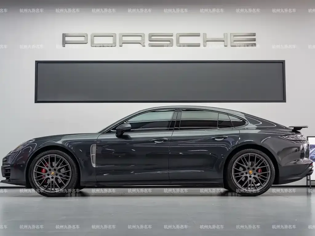 Porsche Panamera — фото 8