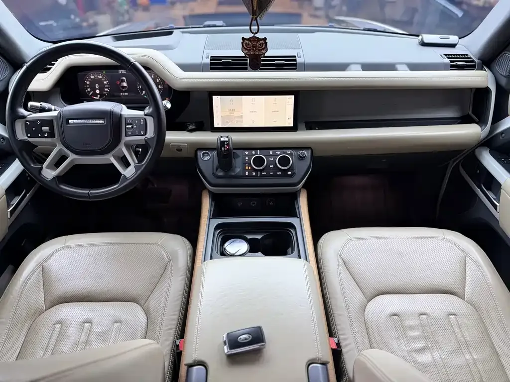 Land Rover Defender — фото 10