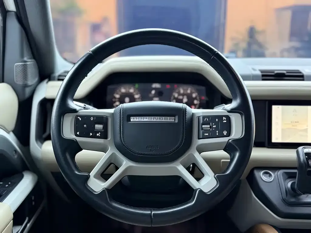 Land Rover Defender — фото 8