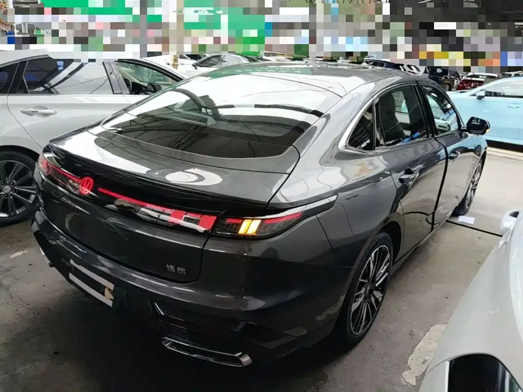 Changan Eado — фото 4