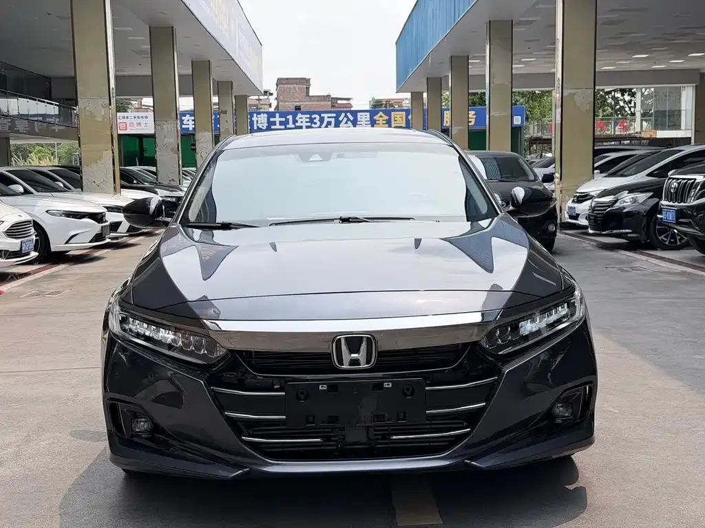 Honda Accord — фото 3