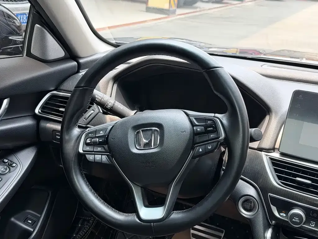 Honda Accord — фото 2