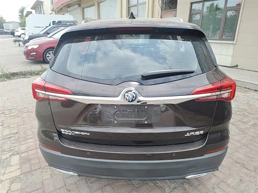 Buick Envision Plus — фото 2