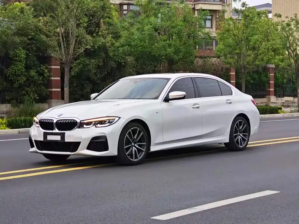 BMW 3 Series — фото 1