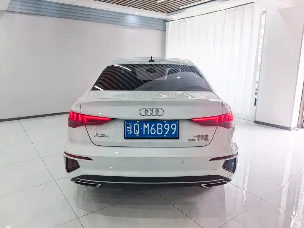 Audi A3 — фото 2