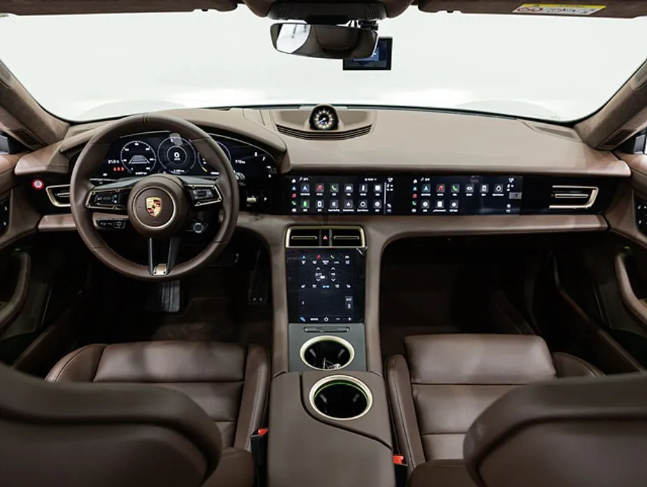 Porsche Taycan 2024 из KR, фото 6