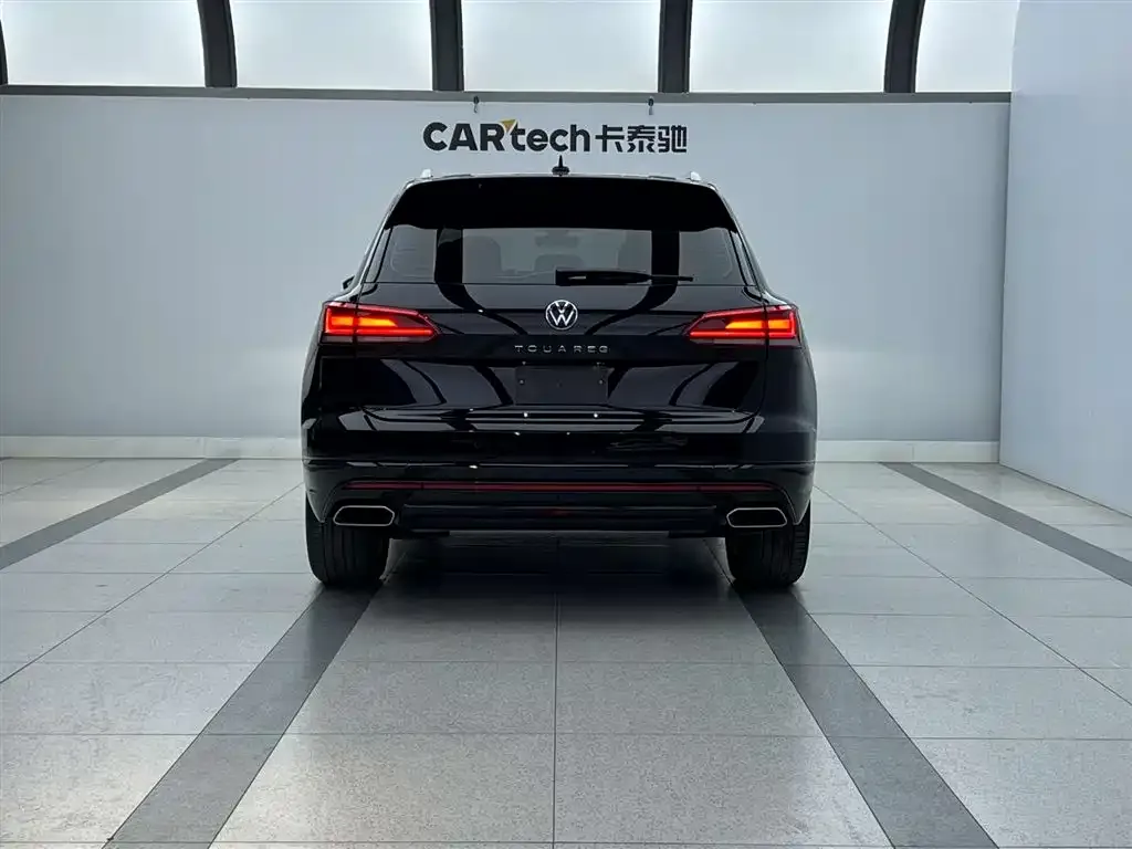 Volkswagen Touareg 2023 из CN, фото 3