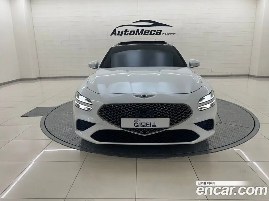Genesis G70 Gasoline 2.0T 4WD 1