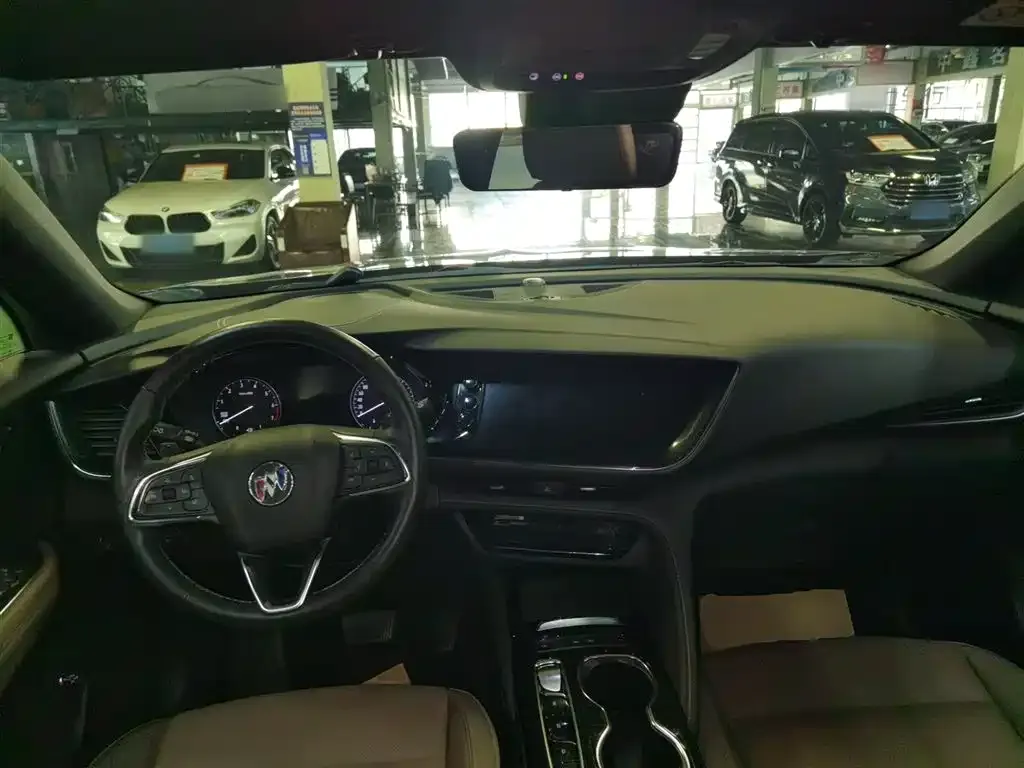 Buick Envision Plus — фото 10